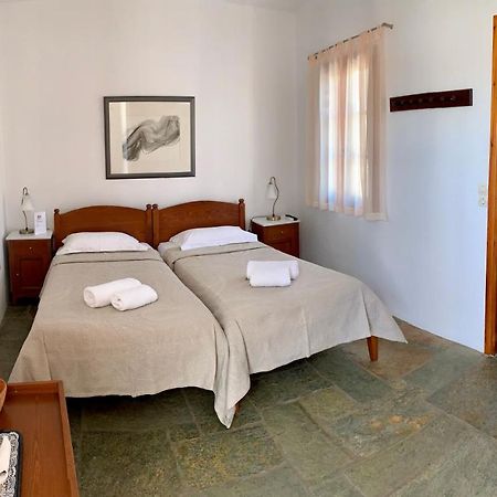 Antheia Hotel Folégandros Kamer foto